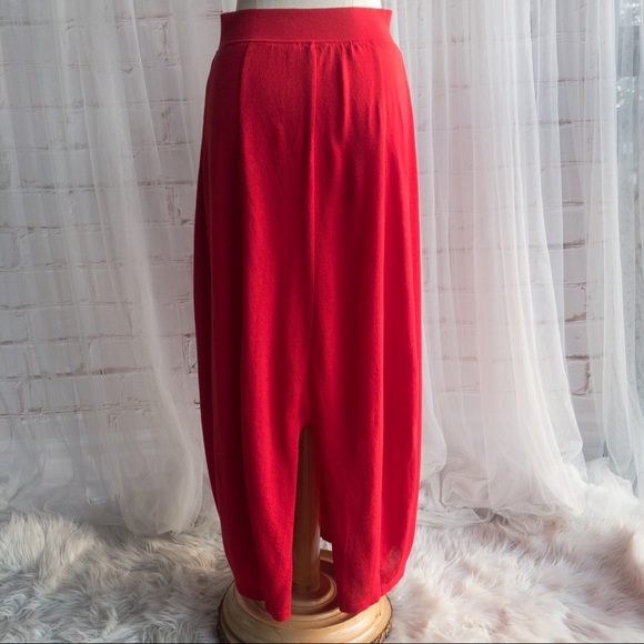 CREA CONCEPT from Paris Red Skirt Size Small - Picture 4 of 9